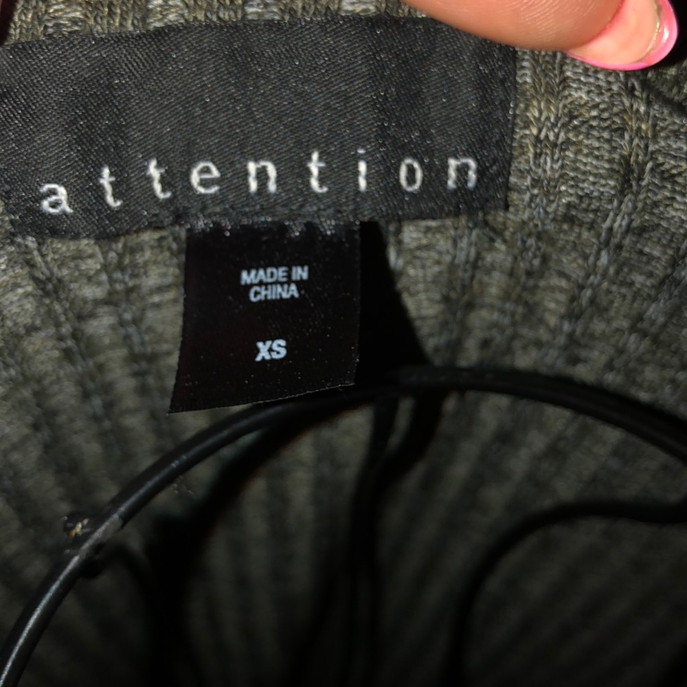 Dress - Picture 4 of 4